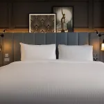 The Queens Otel 4*