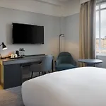 The Queens 4* Leeds (West Yorkshire)