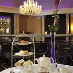 The Queens Otel