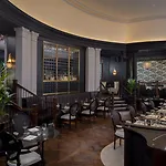 The Queens Otel Leeds (West Yorkshire)