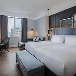 The Queens 4*