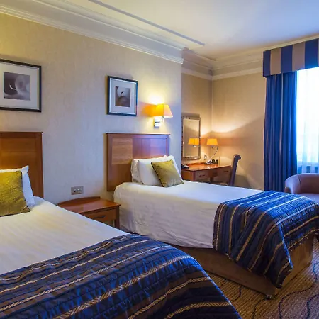 The Queens Hotel