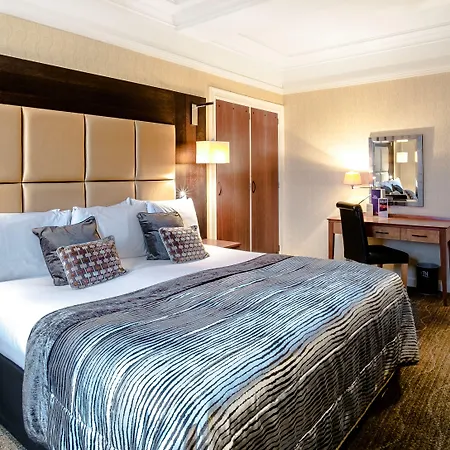 The Queens 4*