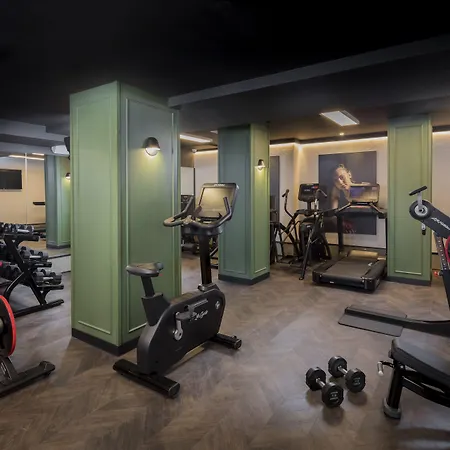 The Queens ホテル