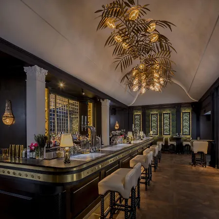 The Queens Hotel 4*