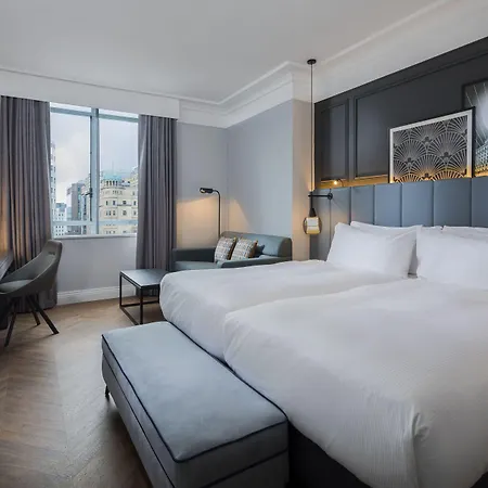The Queens 4*