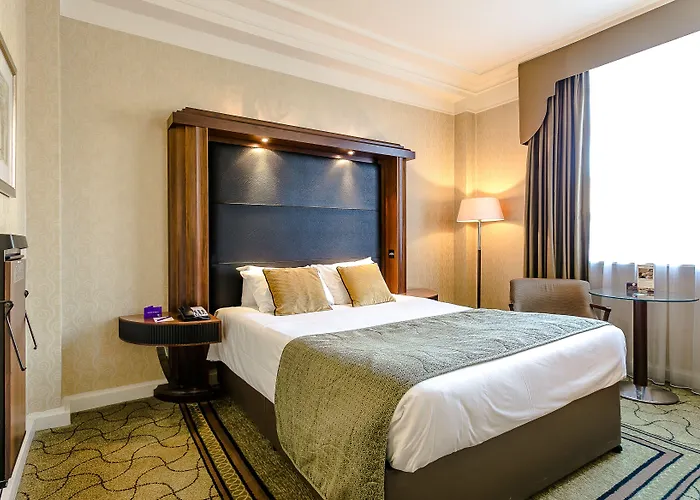 The Queens Hotel Leeds (West Yorkshire)