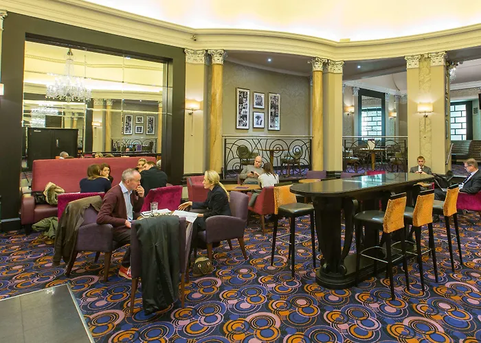 The Queens 4* Leeds (West Yorkshire)