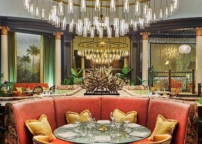 The Queens Λιντς