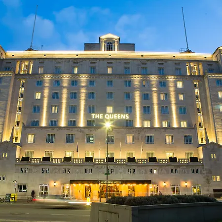 The Queens 4* Leeds (West Yorkshire)