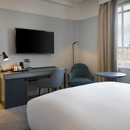 The Queens 4* Leeds (West Yorkshire)