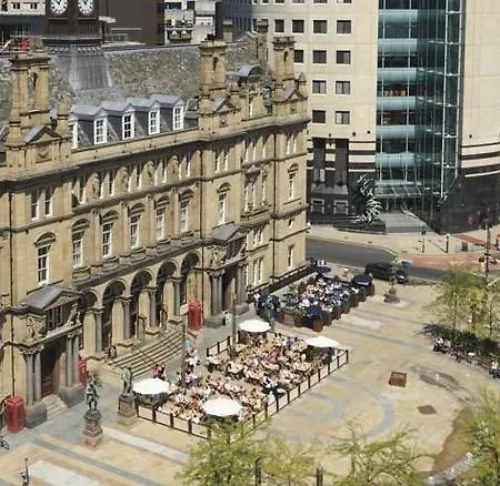 The Queens 4* Leeds (West Yorkshire)