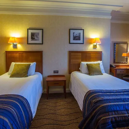 The Queens Hotel