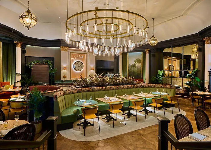 The Queens 4* Leeds (West Yorkshire)